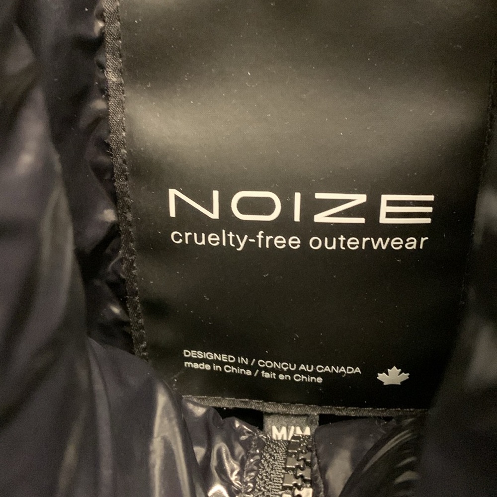 NOIZE Shiny Black Puffer Jacket - Picture 2 of 14
